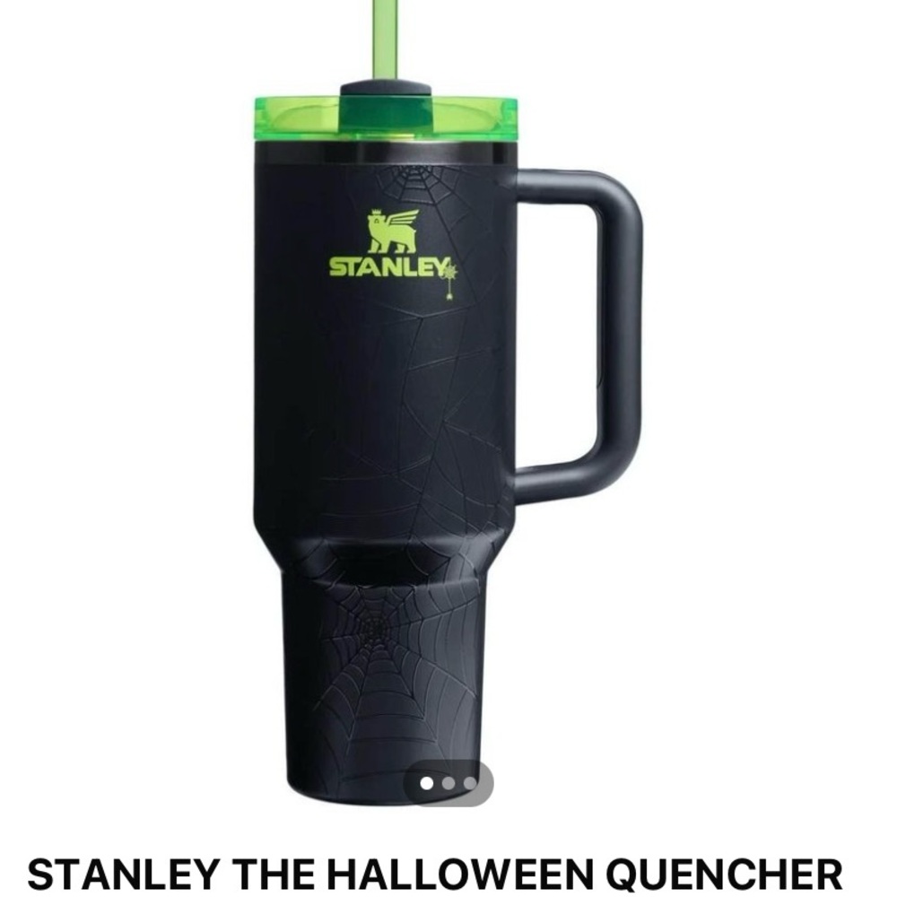 New in box Halloween Stanley 40oz Quencher